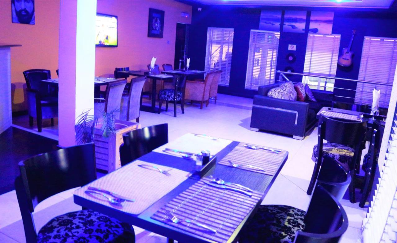 The Crib Lifestyle Hotel Port Harcourt Exterior foto
