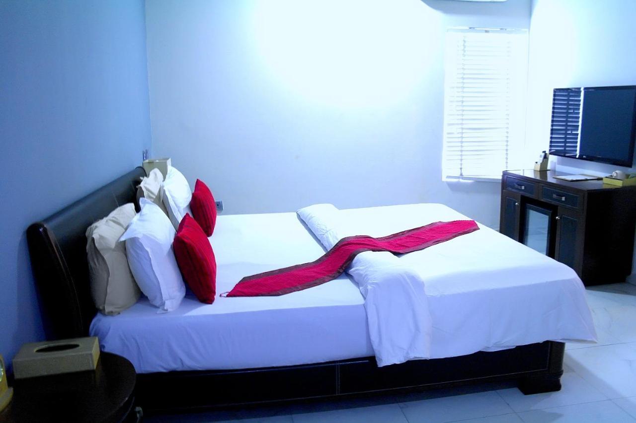 The Crib Lifestyle Hotel Port Harcourt Exterior foto
